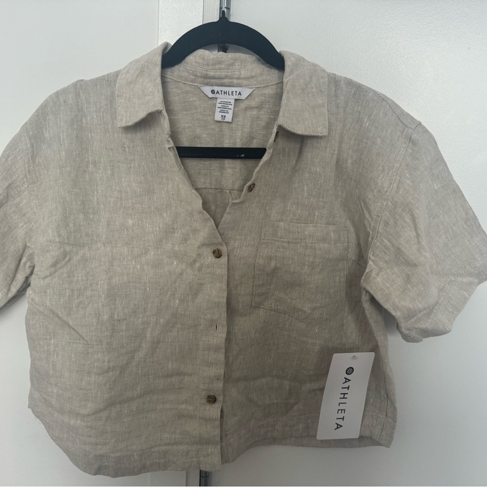 Athleta Women's Beige Button Down Shirt